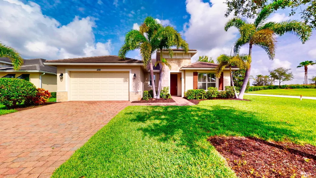 11710 SW Apple Blossom TRL, Port Saint Lucie, FL 34987