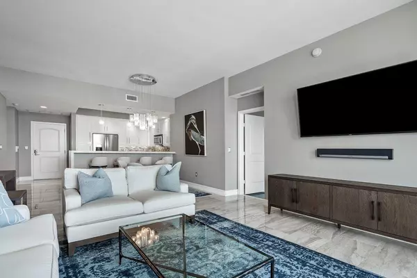 West Palm Beach, FL 33401,701 S Olive AVE 923