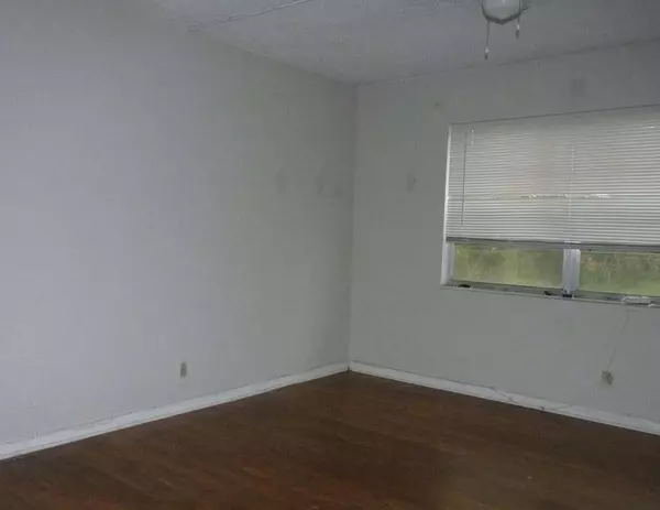 Coral Springs, FL 33065,4163 NW 90th AVE 107