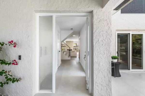 Boca Raton, FL 33433,6734 Canary Palm CIR