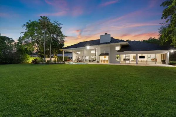 Boca Raton, FL 33496,8076 Twin Lake DR