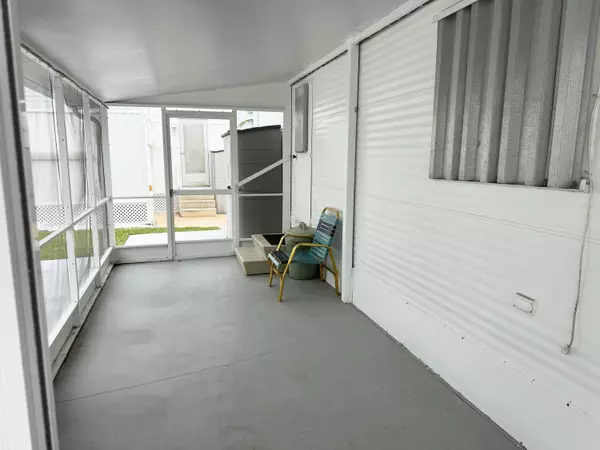 Briny Breezes, FL 33435,209 Lark DR L