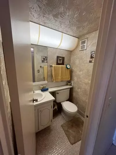 West Palm Beach, FL 33417,50 Berkshire B 50