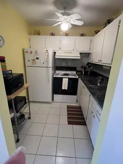 West Palm Beach, FL 33417,50 Berkshire B 50