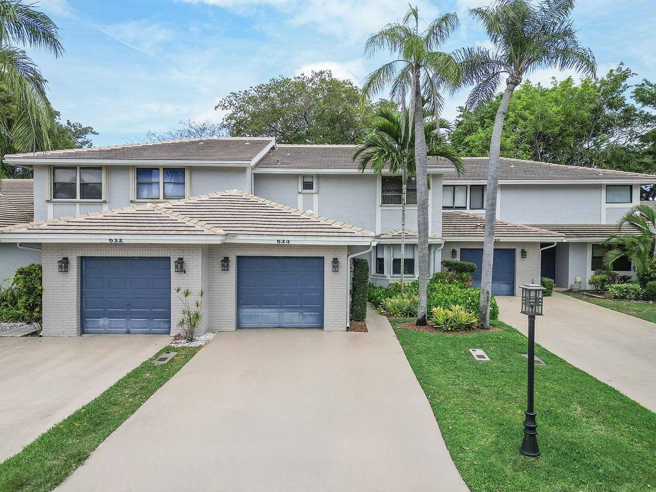 624 N N Deer Creek Shore DR 624, Deerfield Beach, FL 33442
