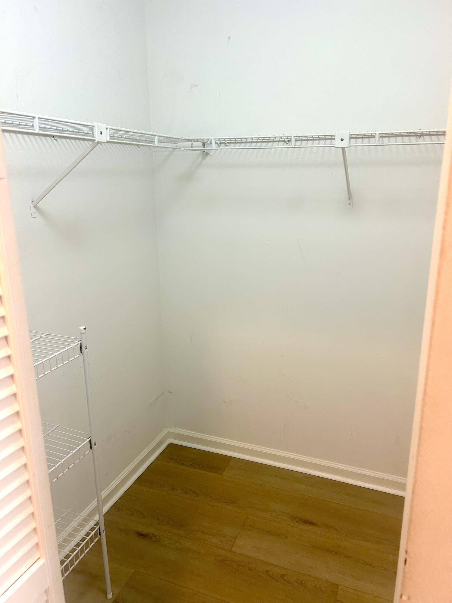 Wellington, FL 33414,935 Honeytree LN B
