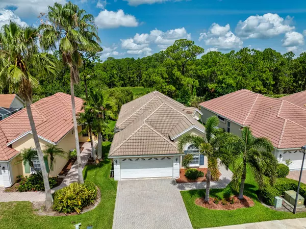 613 SW Andros CIR, Port Saint Lucie, FL 34986