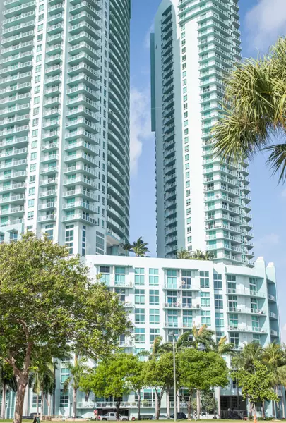 1900 N Bayshore DR 1912, Miami, FL 33132
