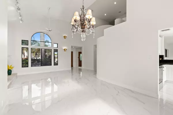 Boca Raton, FL 33428,10535 Santa Laguna DR