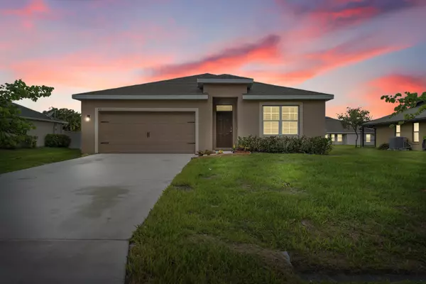 Port Saint Lucie, FL 34983,433 SW Eyerly AVE