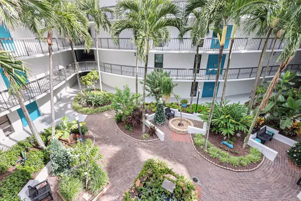 Stuart, FL 34996,1357 NE Ocean BLVD 215