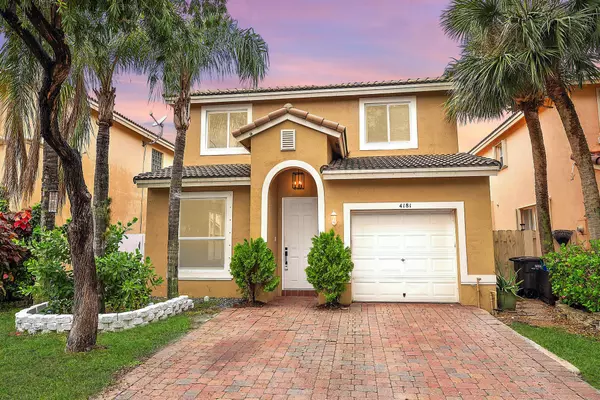West Palm Beach, FL 33409,4181 Winnipeg WAY