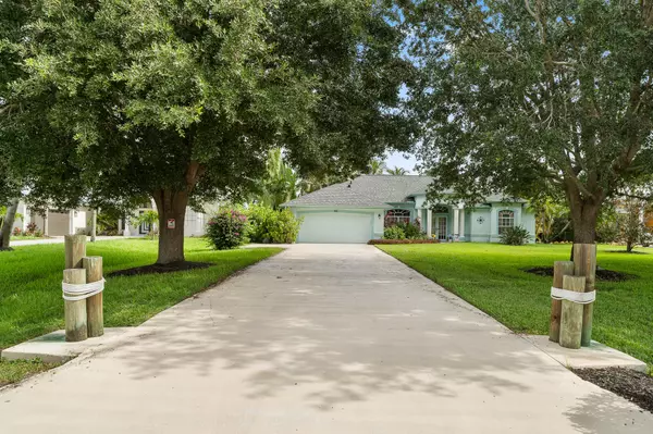 Port Saint Lucie, FL 34984,165 SE Osprey RDG