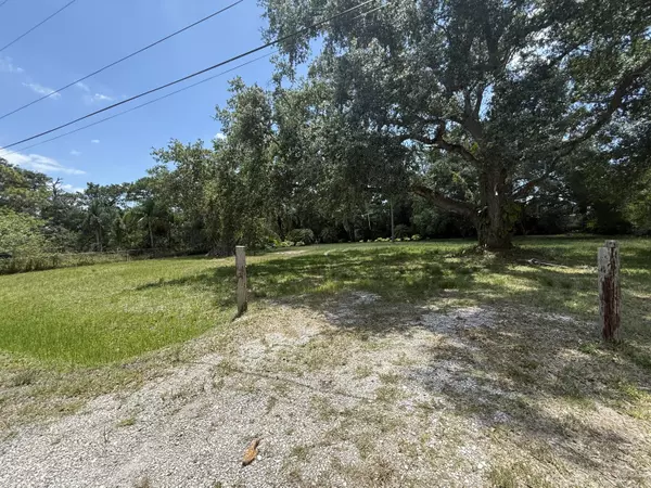 Fort Pierce, FL 34945,111 Berger RD