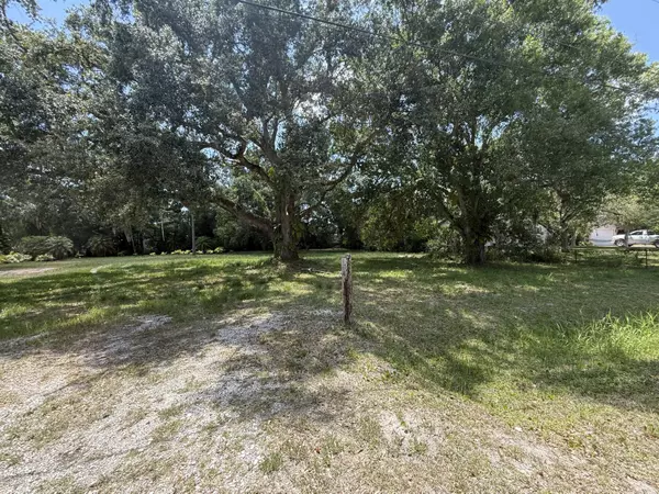 Fort Pierce, FL 34945,111 Berger RD