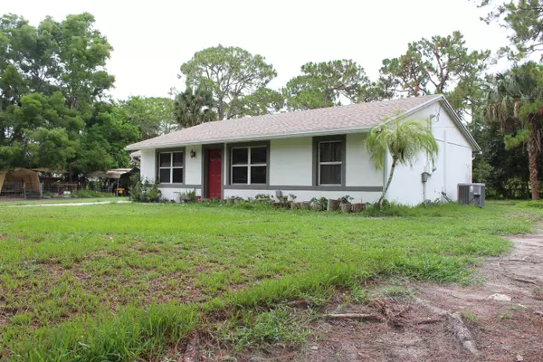 15780 N 95th LN, Loxahatchee, FL 33470