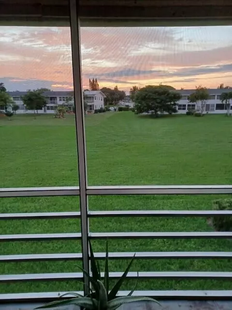 West Palm Beach, FL 33417,127 Berkshire F