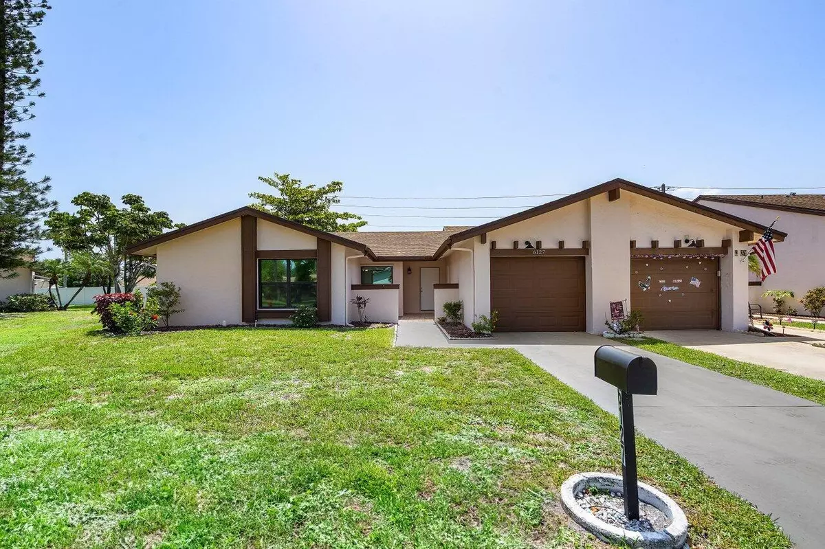 Greenacres, FL 33463,6127 Elsinore CIR