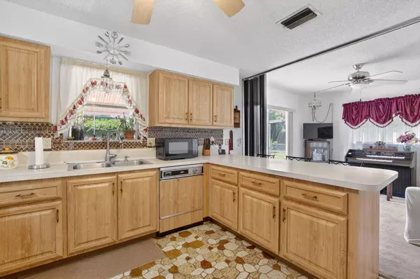 Boca Raton, FL 33428,10755 Eland ST