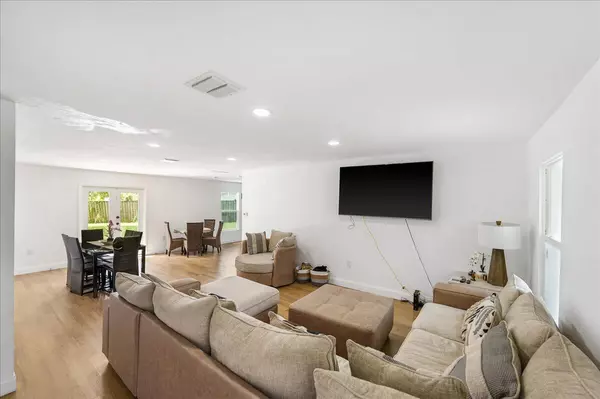 Port Saint Lucie, FL 34983,300 SW Prima Vista BLVD