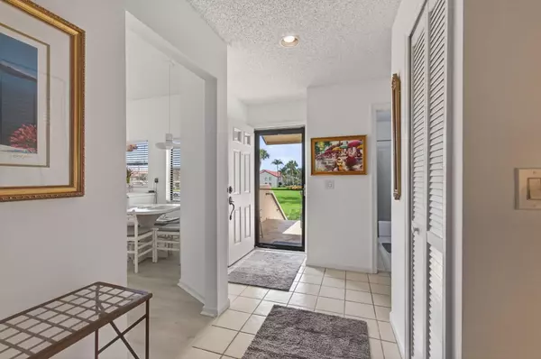 Boynton Beach, FL 33472,5947 Parkwalk DR