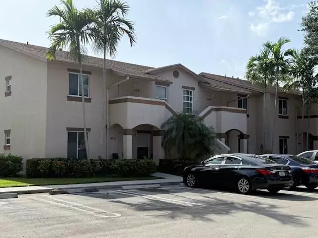 4534 Oak Terrace DR, Greenacres, FL 33463