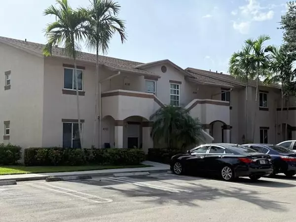 4534 Oak Terrace DR,  Greenacres,  FL 33463