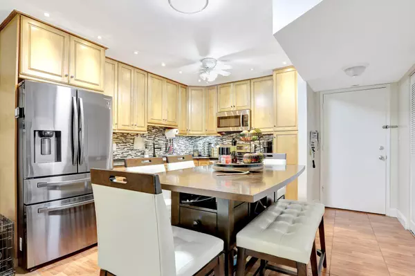 Pompano Beach, FL 33060,257 S Cypress RD 449