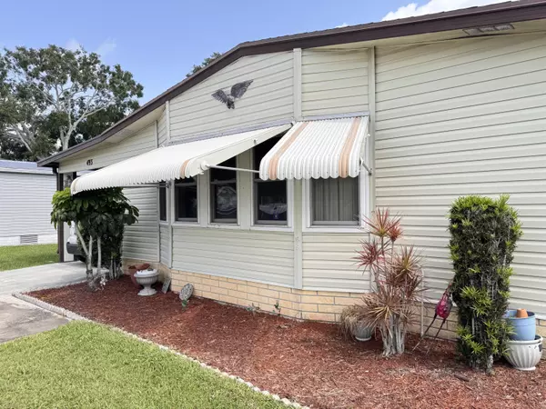 493 Hemingway TER, Fort Pierce, FL 34982