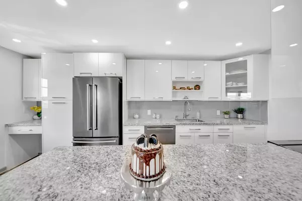 Boca Raton, FL 33434,4063 Exeter D