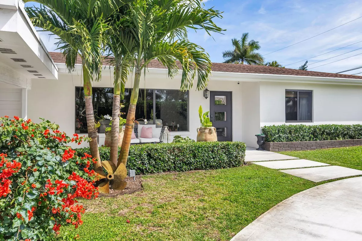 Lake Clarke Shores, FL 33406,7700 Pine Tree LN
