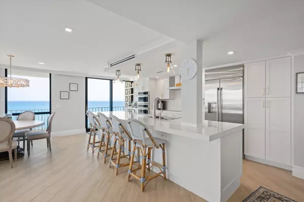 Palm Beach, FL 33480,3400 S Ocean BLVD 5cii