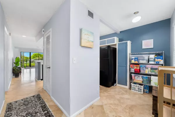 Delray Beach, FL 33444,440 Canal PT 226