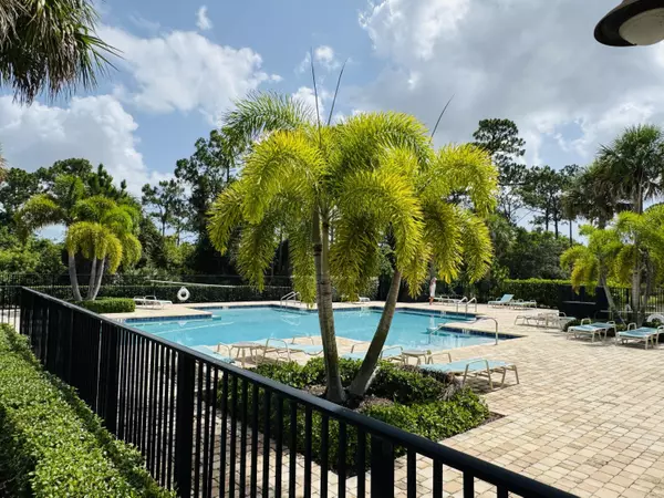 Stuart, FL 34997,163 SW Pomeroy ST