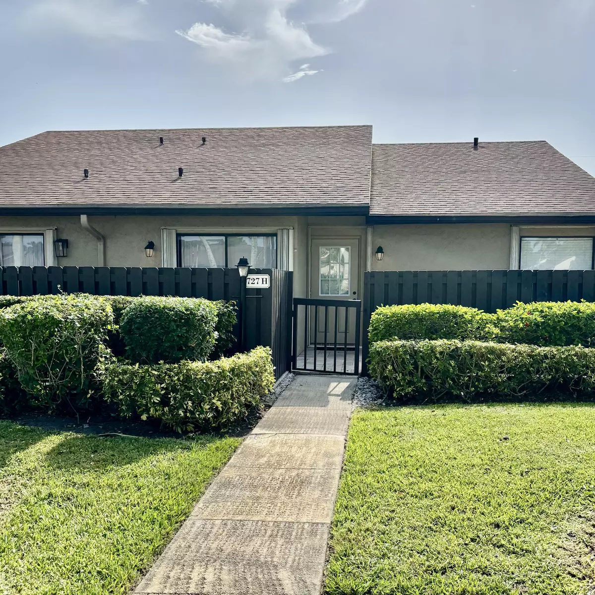 Greenacres, FL 33415,727 Sunny Pine Way WAY H