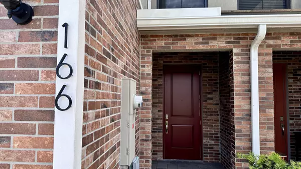 Deerfield Beach, FL 33441,166 SE 5th CT