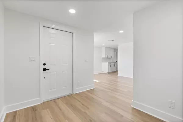 West Palm Beach, FL 33413,88 3rd ST