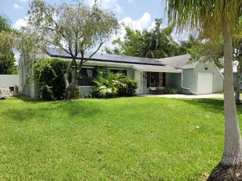 679 SW Belmont CIR, Port Saint Lucie, FL 34953