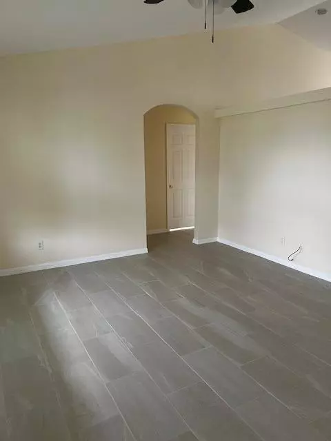 Port Saint Lucie, FL 34953,4665 SW Pearl ST