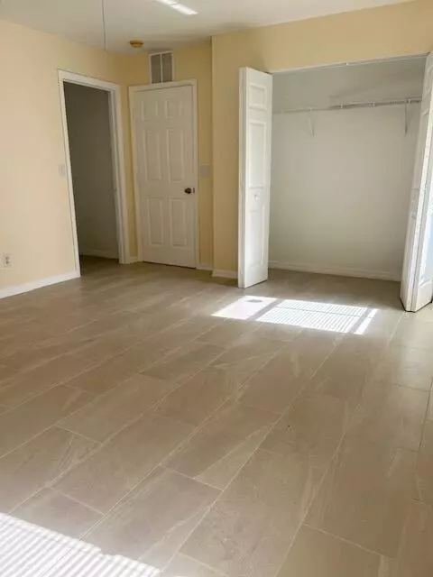 Port Saint Lucie, FL 34953,4665 SW Pearl ST