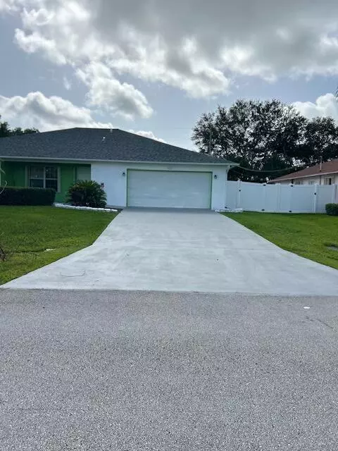 Port Saint Lucie, FL 34953,4665 SW Pearl ST