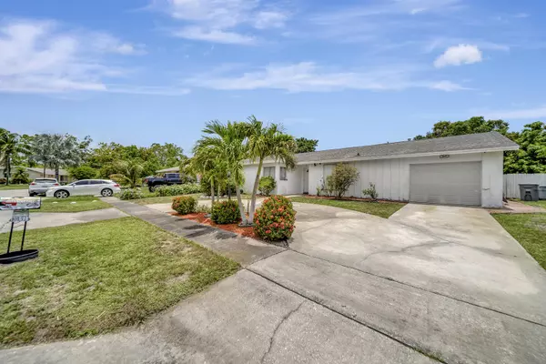 Boca Raton, FL 33428,10151 N Windtree LN