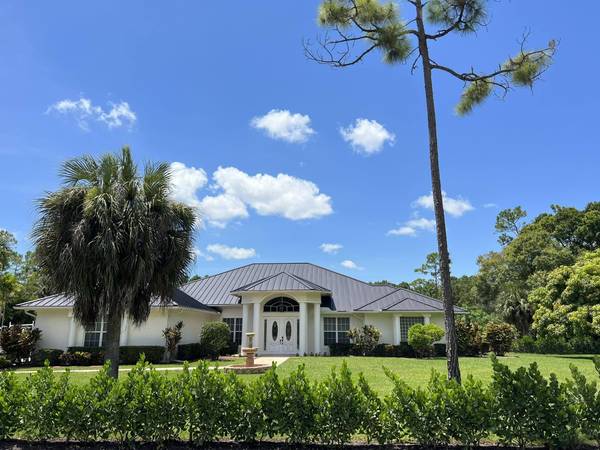 103 Squire DR, Wellington, FL 33414