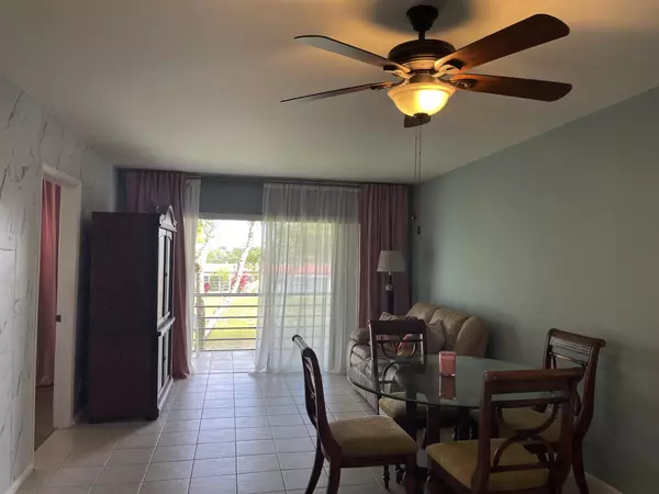 West Palm Beach, FL 33411,155 Lake Carol DR 155