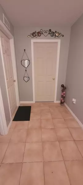 2301 Juanita AVE 1, Fort Pierce, FL 34946