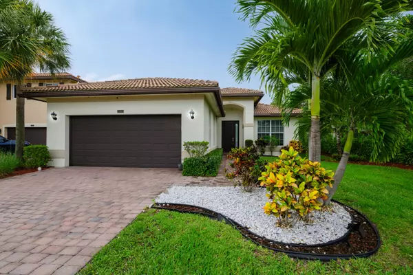 Lake Worth, FL 33463,7106 Prudencia DR