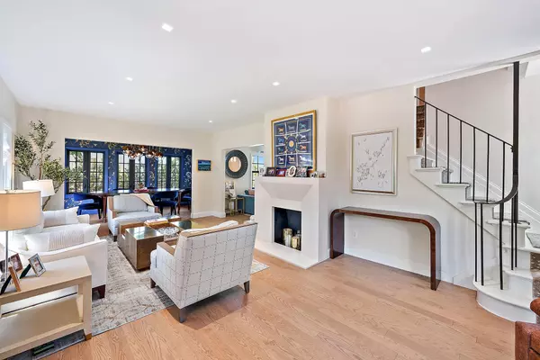 West Palm Beach, FL 33405,3211 Washington RD