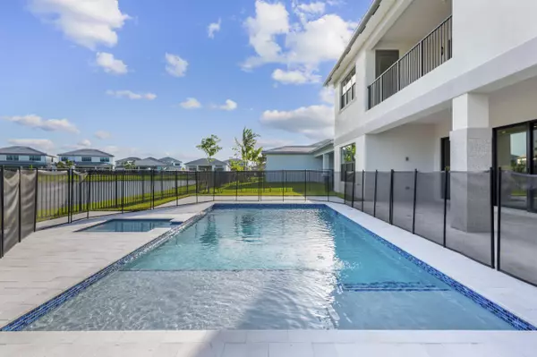 Palm Beach Gardens, FL 33412,12870 Crane Crossing