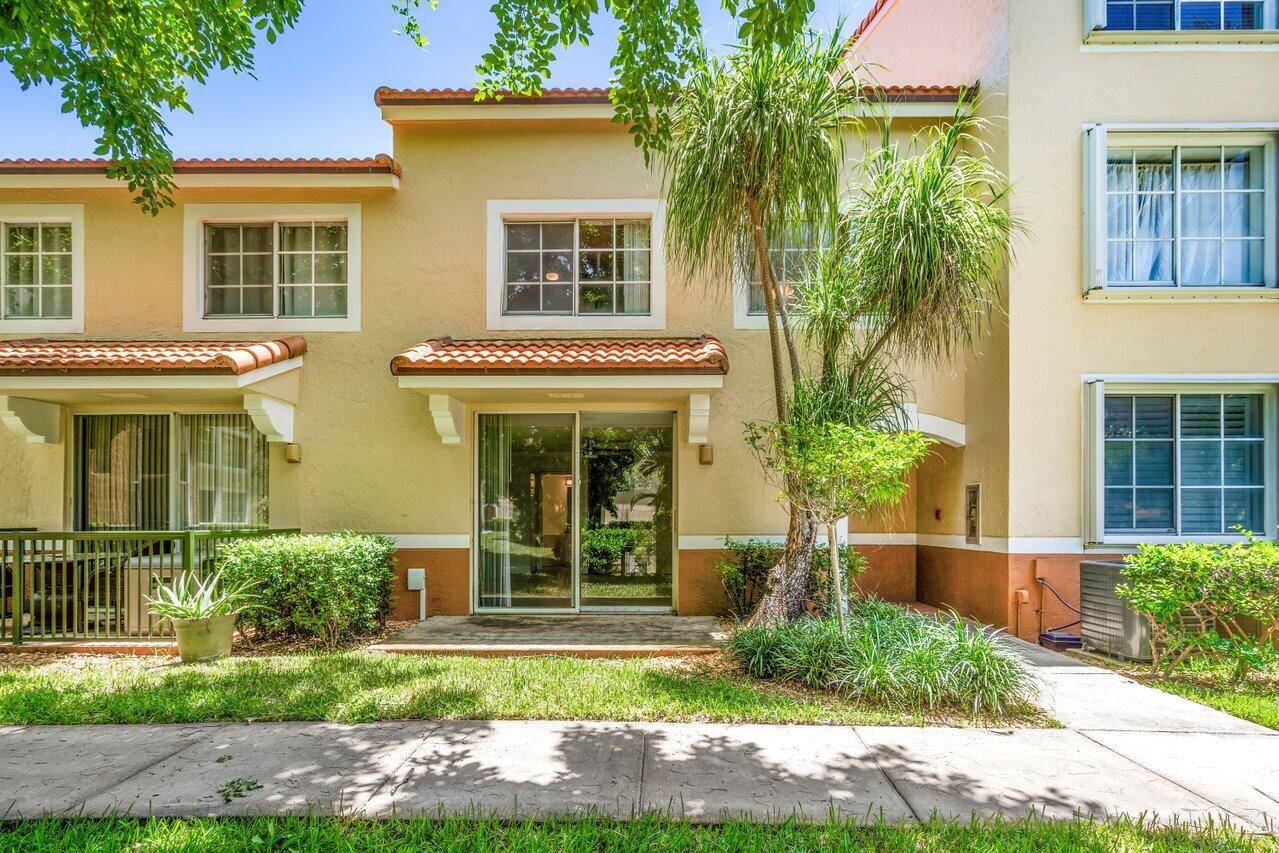 127 Yacht Club WAY 110, Hypoluxo, FL 33462