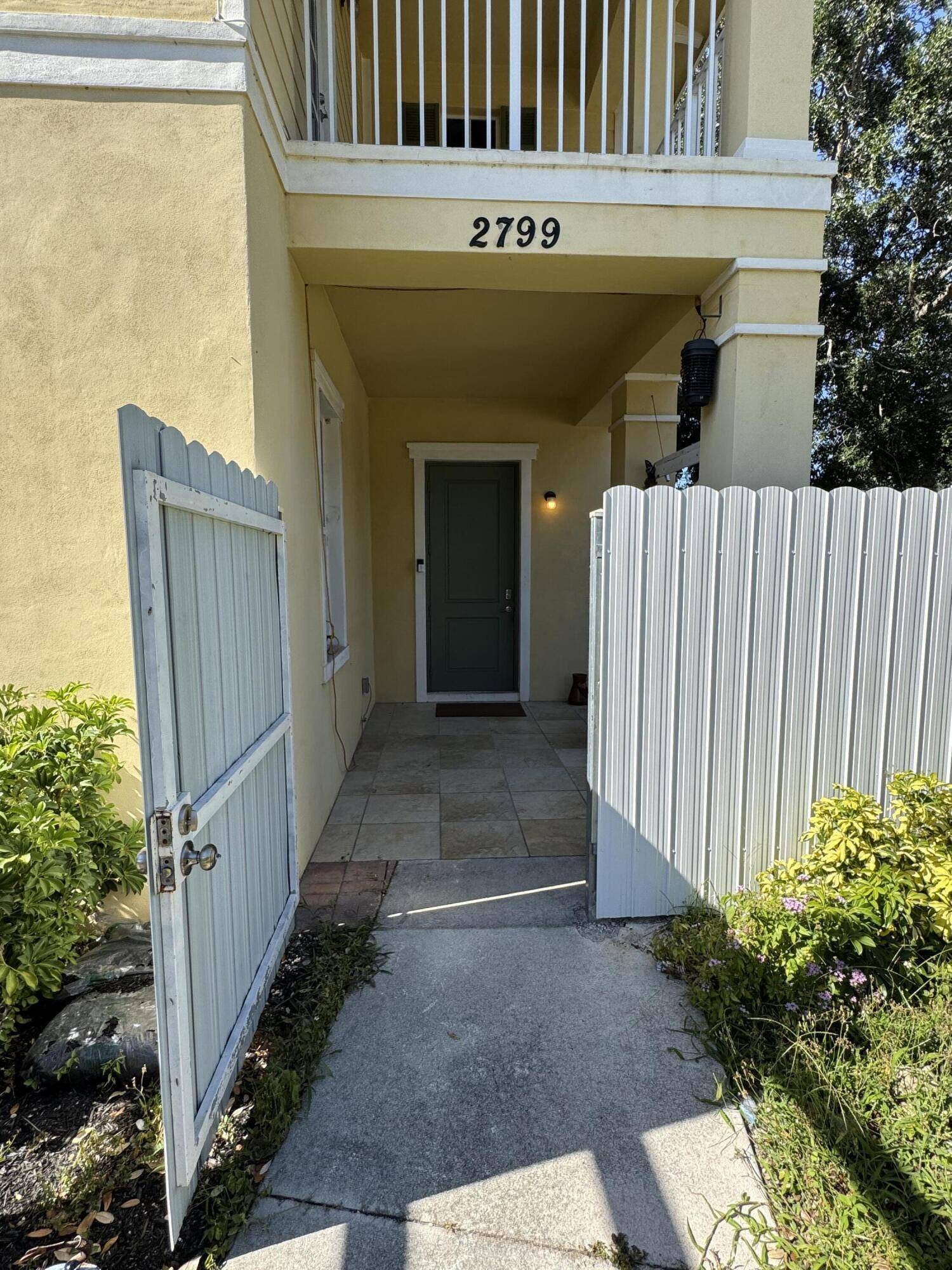 West Palm Beach, FL 33409,2799 Saranac AVE